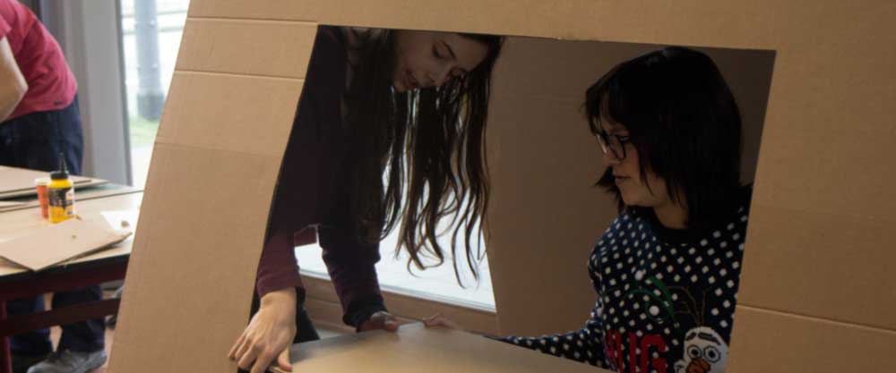 Constructing models with cardboard